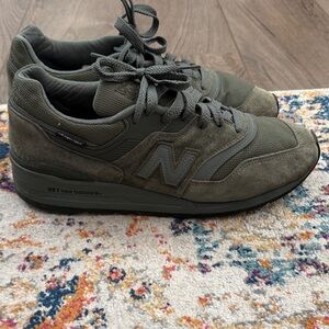 New Balance 997 Men's Olive Sneakers (11.5)